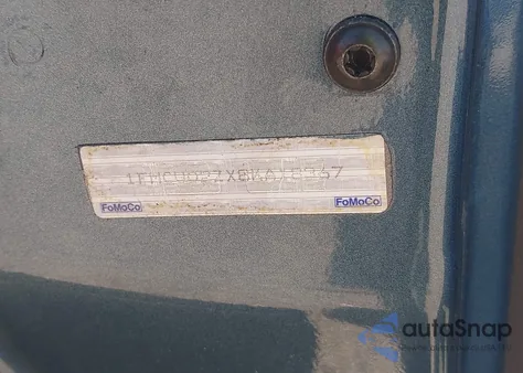 2010 Ford Escape Xlt from USA, damaged, VIN 1FMCU0D75AKB56335